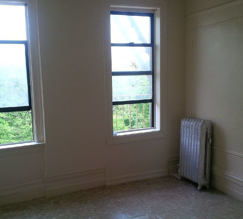 2nd image of 335 Edgecombe Ave APT 2G
