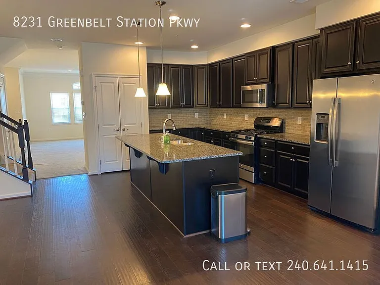 8231 Greenbelt Station Pkwy — Photo 7