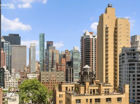 216 East 47th Street 12A image 11 of 12
