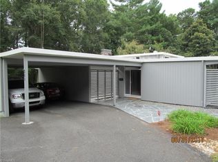 309 Fairview Ave, Mount Airy, NC 27030