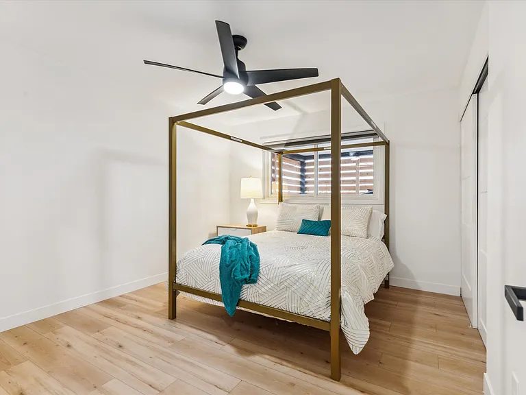 8144 E Clarendon Ave — Photo 9