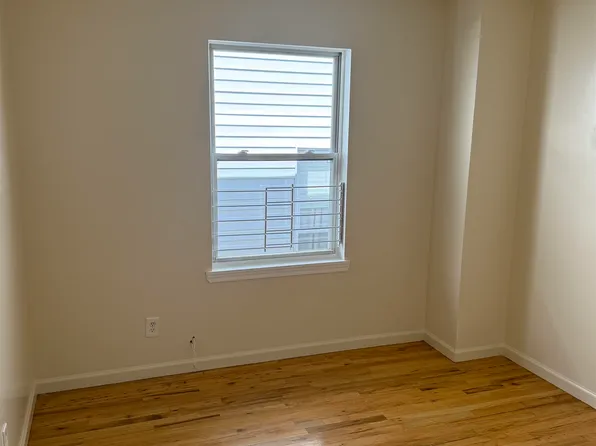 99 Bidwell Avenue image 10 of 16