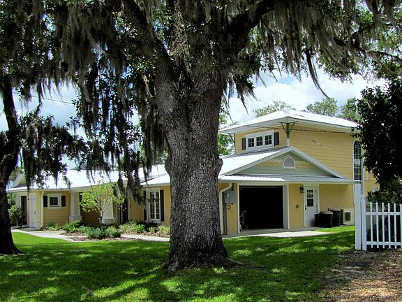 2nd image of 20864 River Dr
