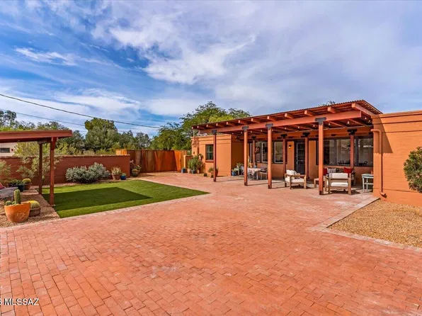 2202 E Hampton St, Tucson, AZ 85719