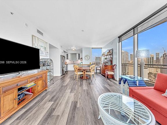 2nd image of 90 SW 3rd St APT 2604