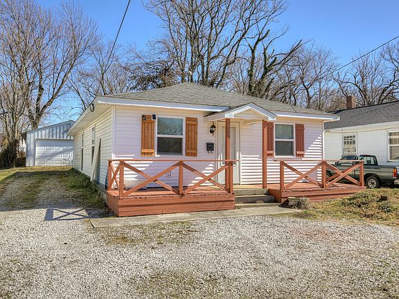 3rd image of 423 S Monroe Avenue