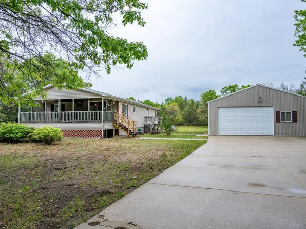 W5215 Aroma Ln, Necedah, WI 54646