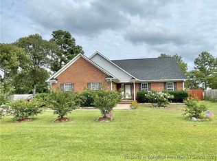 65 Woodshire Dr, Lillington, NC 27546