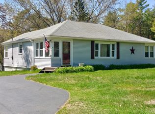 4 Jordan St, Schroon Lake, NY 12870