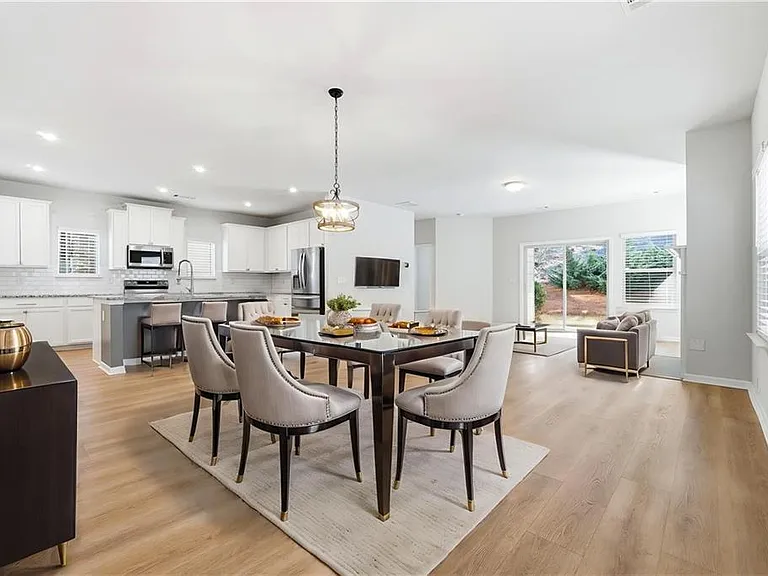 2719 Morgan Spring Trl — Photo 24