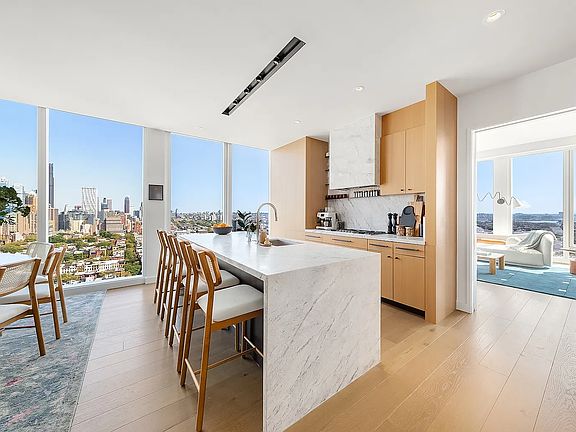 5th image of 50 Bridge Park Dr #1C