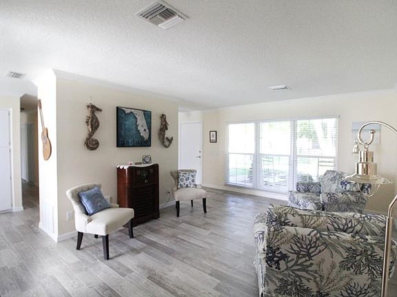 3rd image of 3050 Buckinghammock Trl