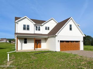 1008 Market St, Nescopeck, PA 18635