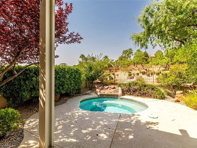 2215 Scarlet Rose Dr — Photo 40