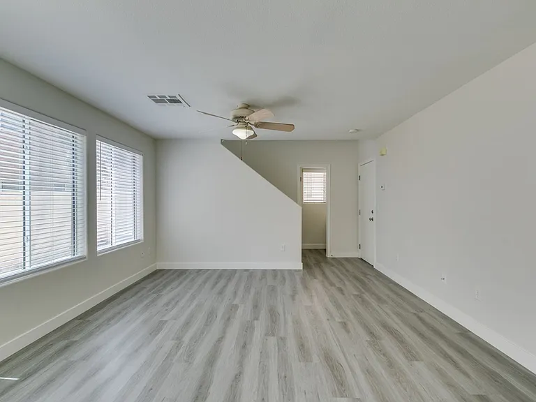 5011 Groveland Ave — Photo 8