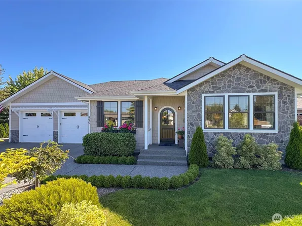 990 New Meadows Loop, Sequim, WA 98382