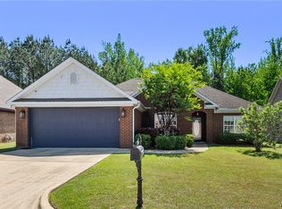 13987 Knoll Pointe Dr, Northport, AL 35475