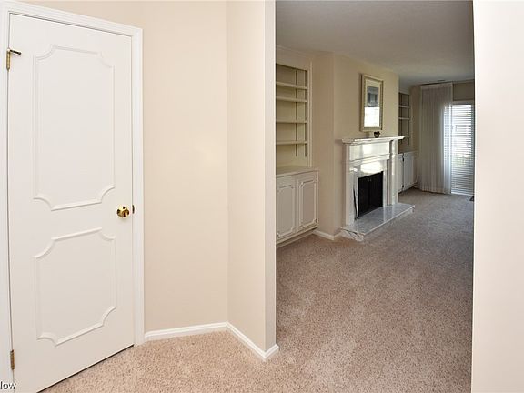 4th image of 1851 King James Pkwy APT 305