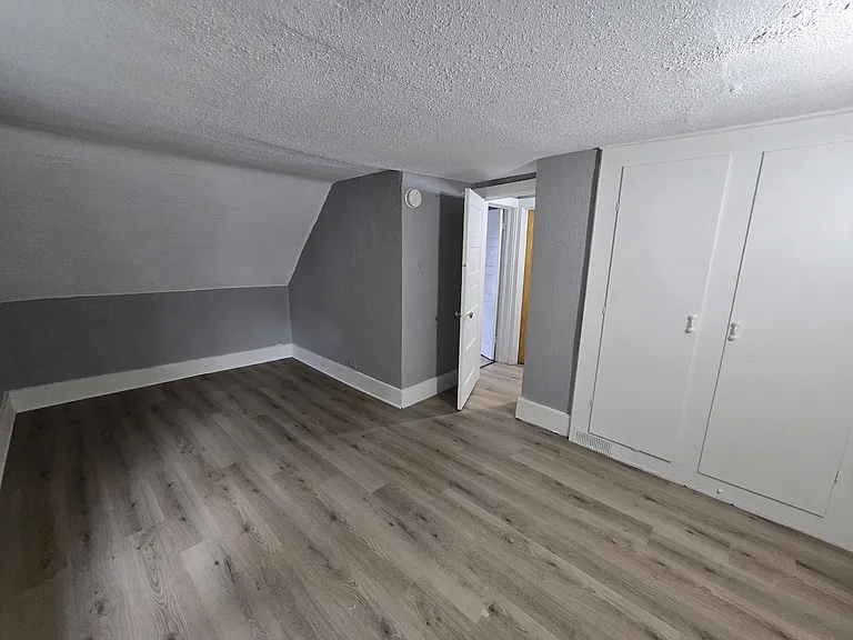 642 Dawson St — Photo 15