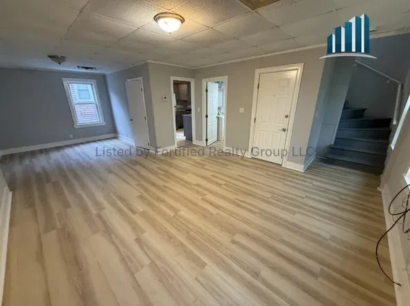 25 Palmer St #2S, Fall River, MA 02724