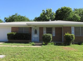 800 Bleeker St, Brady, TX 76825