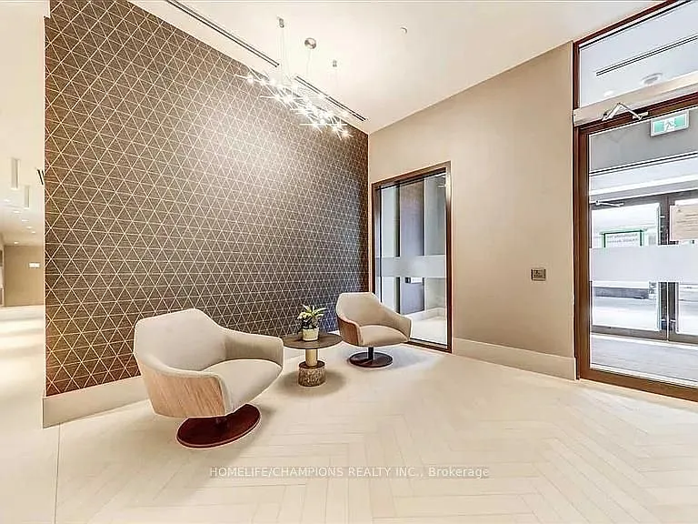 2550 Simcoe St N #2208 — Photo 27