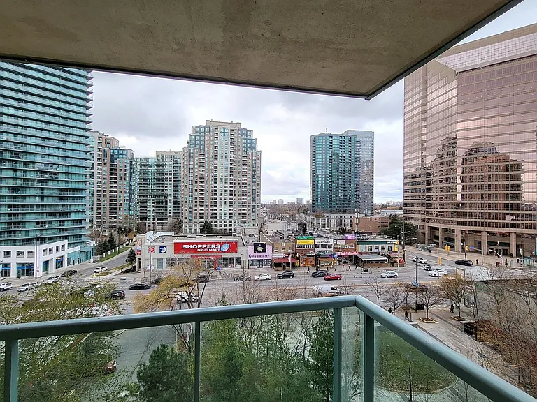 20 Olive Ave #802 — Photo 12