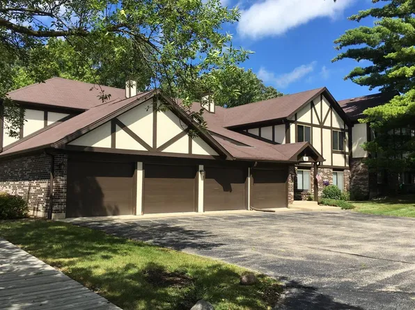 8 Wildwood COURT #D, Williams Bay, WI 53191