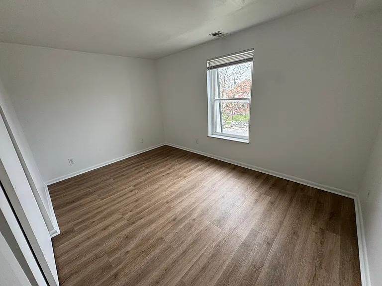 1660 N 4th St #3A — Photo 11