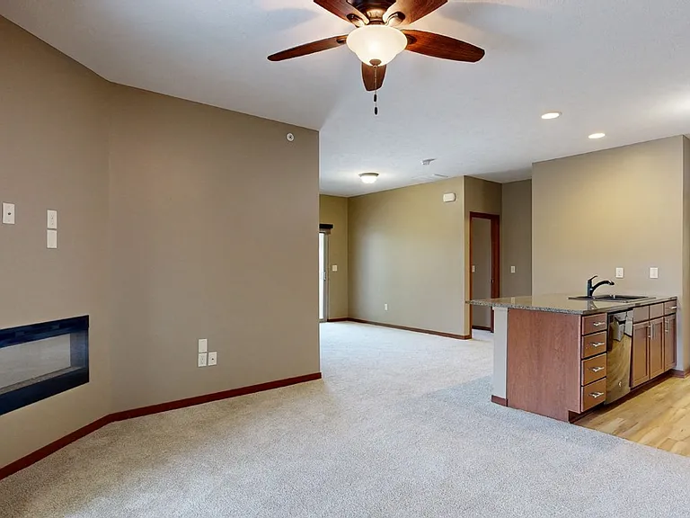 Villas of Omaha at Butler Ridge — Photo 137