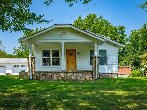 639 Mission Ridge Rd, Rossville, GA 30741