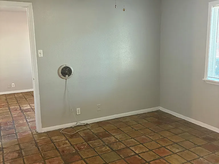 The Montecito Apartments — Photo 3