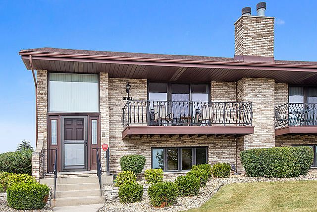 1st image of 10504 Lynn Dr #154