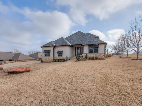 3300 Lakeshire Ridge Way, Edmond, OK 73034