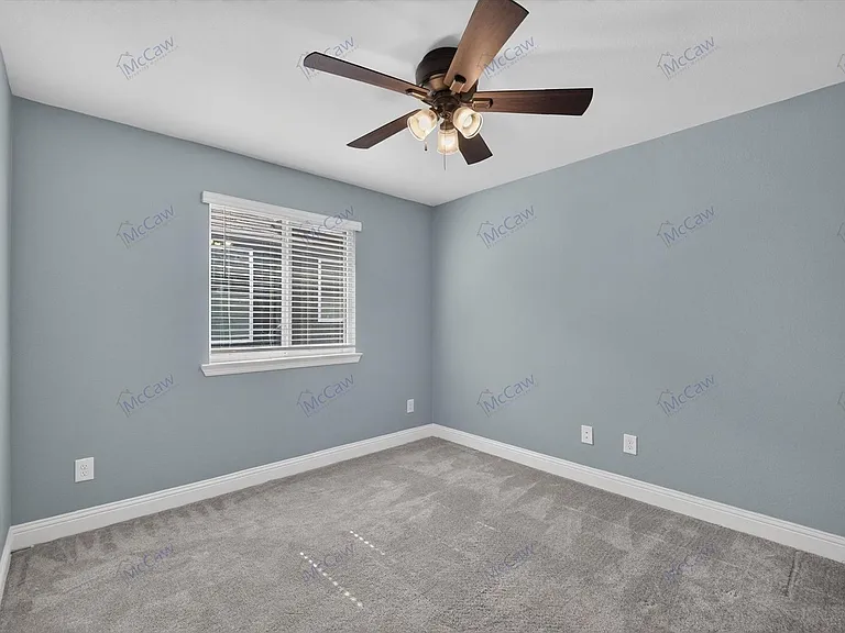 159 Bryant Ln — Photo 9