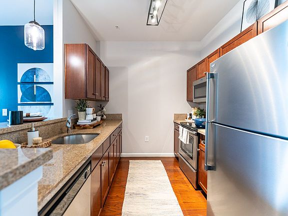 5th image of 1 Park Row W Unit 211
