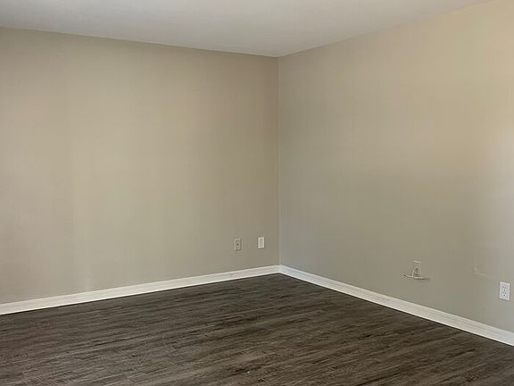 2nd image of 458 Crabapple Ct #A