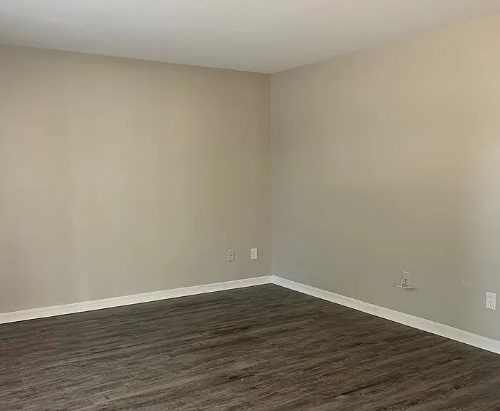 458 Crabapple Ct #A — Photo 2