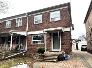 92 Highfield Rd, Toronto, ON M4L2V1