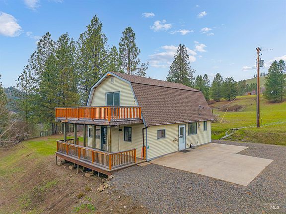 2nd image of 21511 Bandit Ln