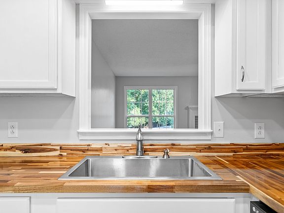 5th image of 2401 Shoveler Way