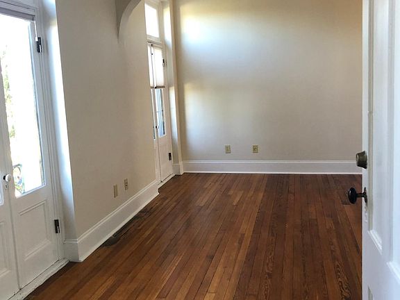 5th image of 10 Mansion St #4
