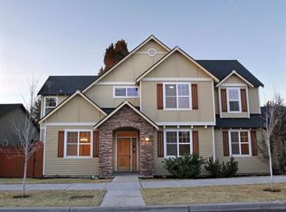 20627 SE Couples Ln, Bend, OR 97702