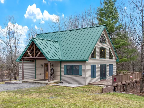 305 Burrill Hill Road, Norridgewock, ME 04957