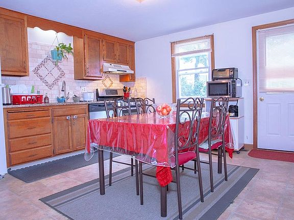 GRANITE COUNTER TOPS 