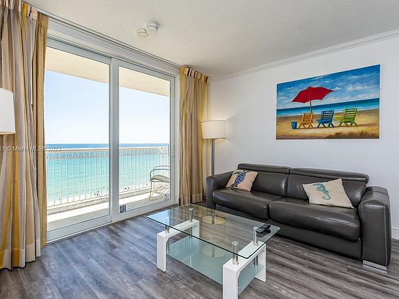 4th image of 19201 Collins Ave #616