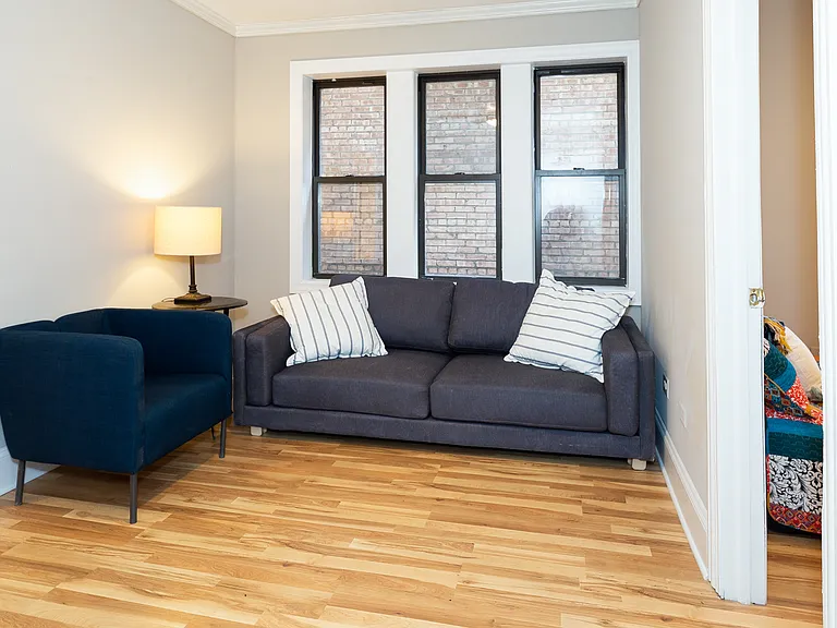 517 W. Oakdale — Photo 12