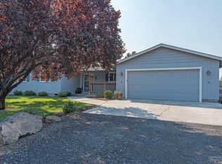 2415 SW 23rd St, Redmond, OR 97756