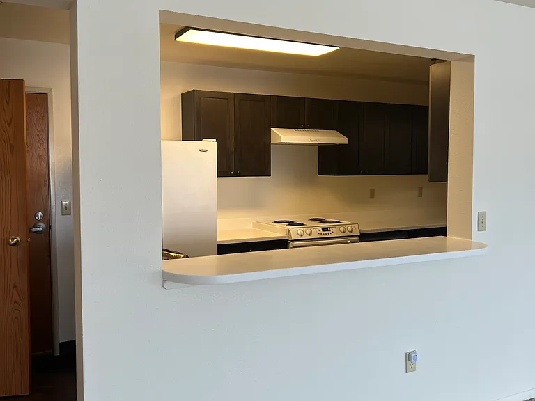 726 O Pl #104 — Photo 34