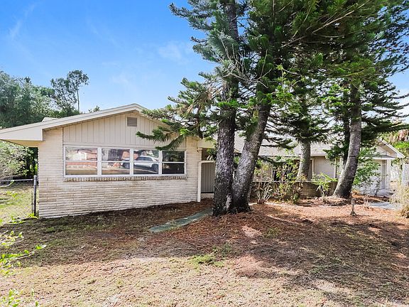 3rd image of 144 Shelley Dr